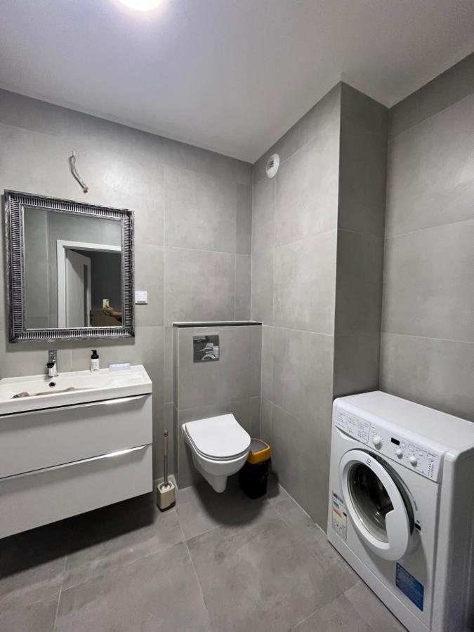 Comfy Guest Apartment วอร์ซอ ภายนอก รูปภาพ